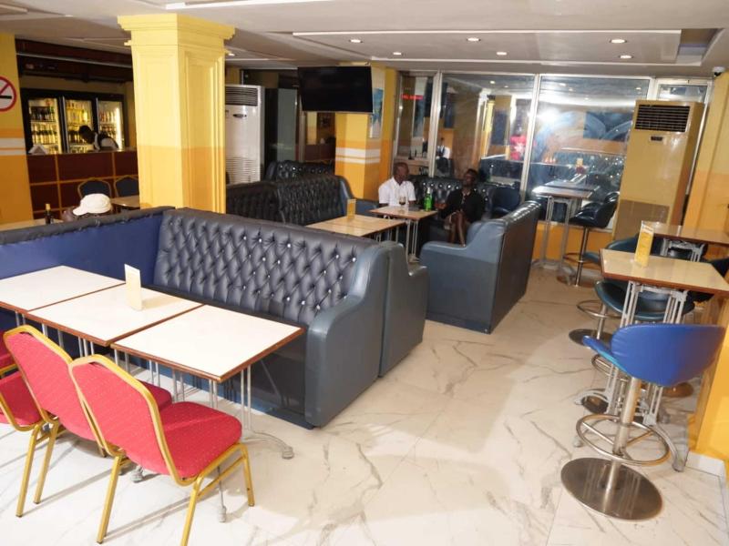 Marriot Metropolitan Hotel image