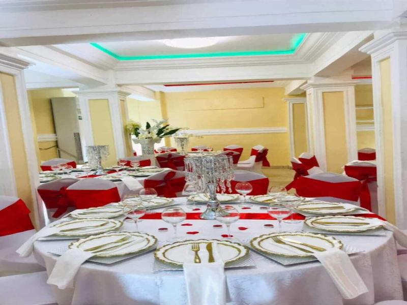 Marriot Metropolitan Hotel image