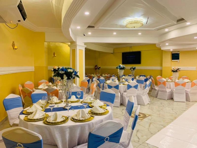 Marriot Metropolitan Hotel image