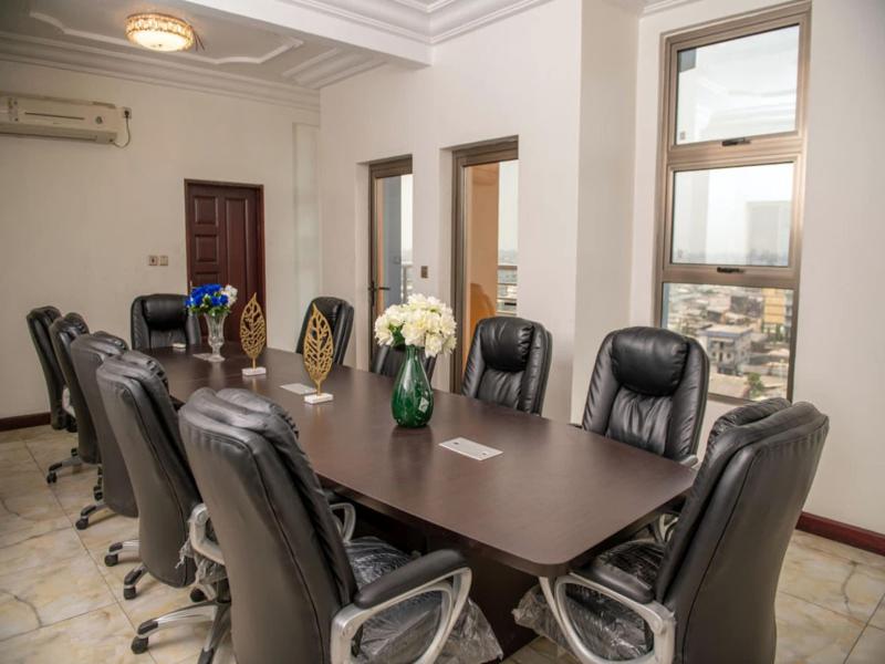 Marriot Metropolitan Hotel image