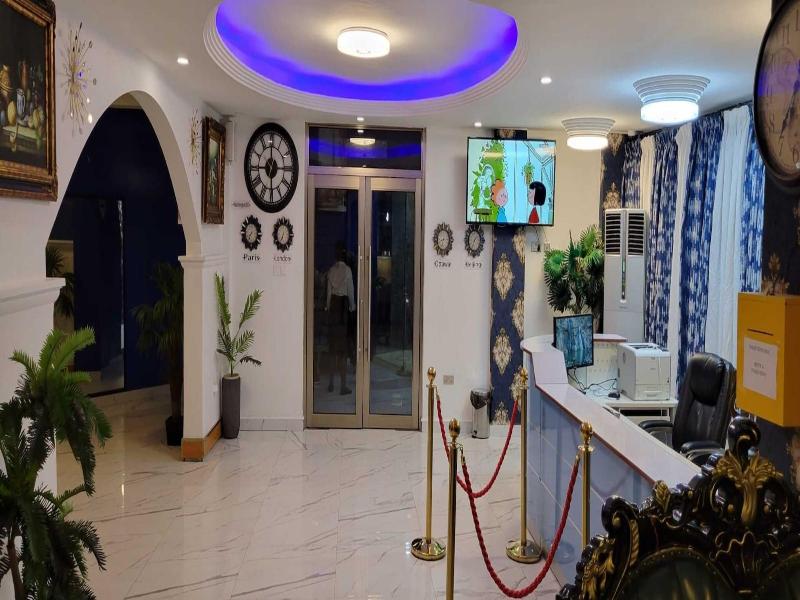 Marriot Metropolitan Hotel image