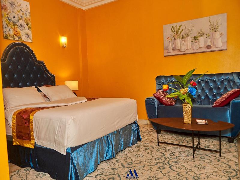 Marriot Metropolitan Hotel image