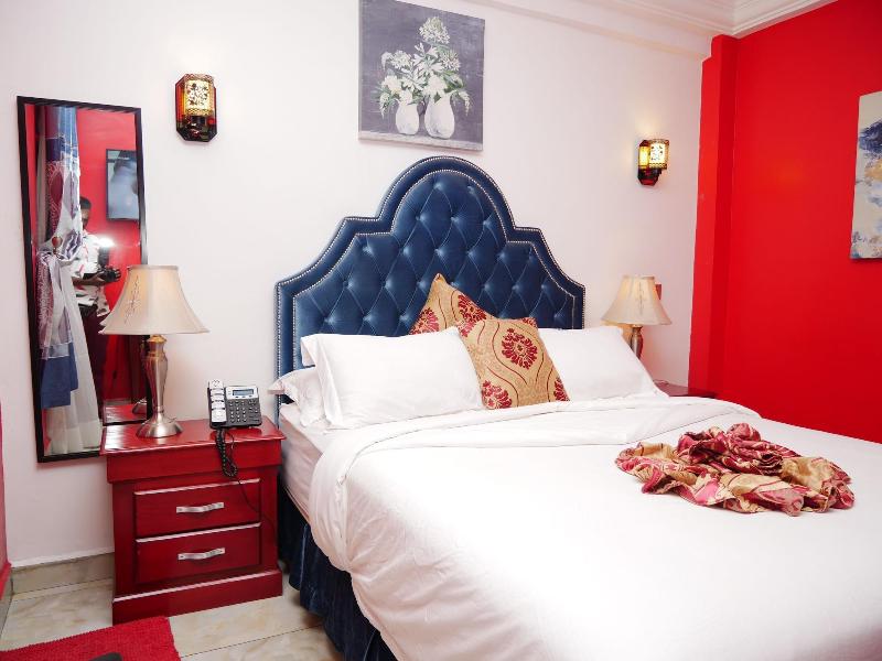 Marriot Metropolitan Hotel image