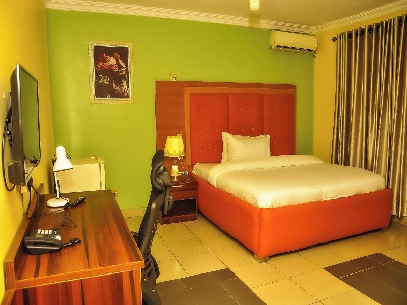 Marriot Airport Hotels image