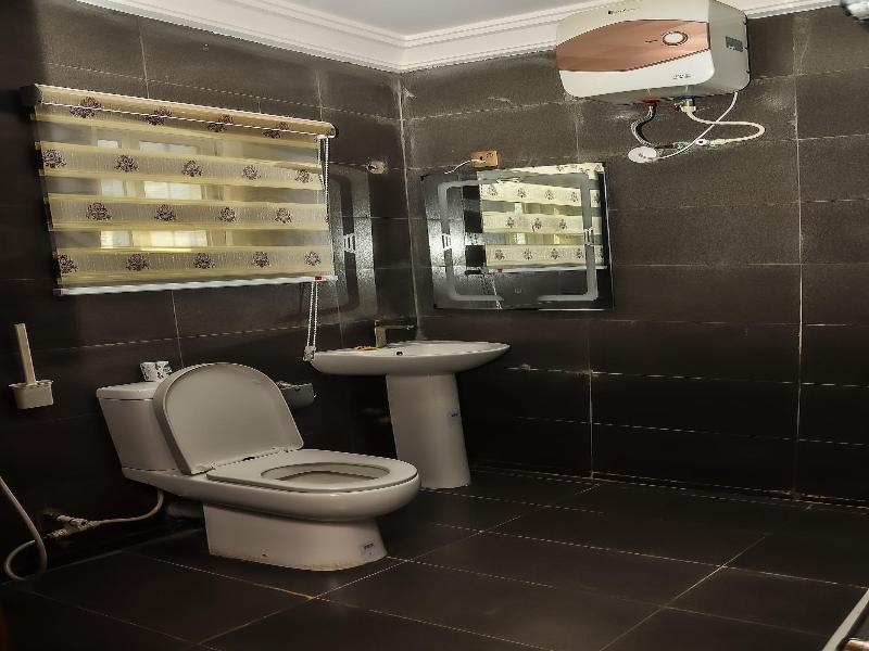 Marriot Airport Hotels image