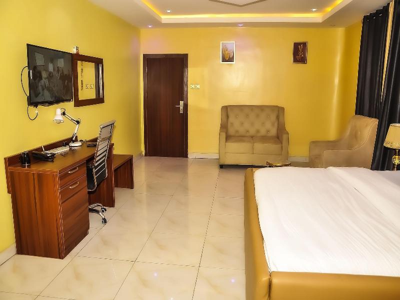 Marriot Airport Hotels image