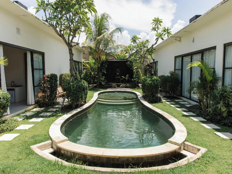 Shanti Boutique Retreat image