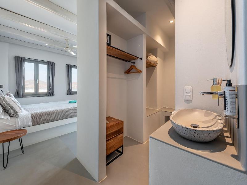 Paros Cape Suites image