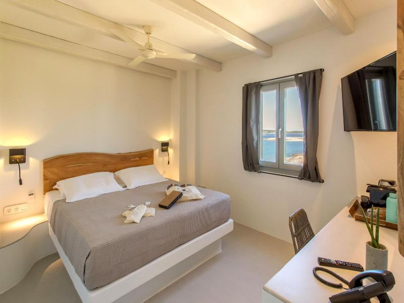 Paros Cape Suites image