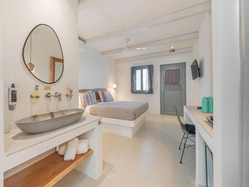 Paros Cape Suites image