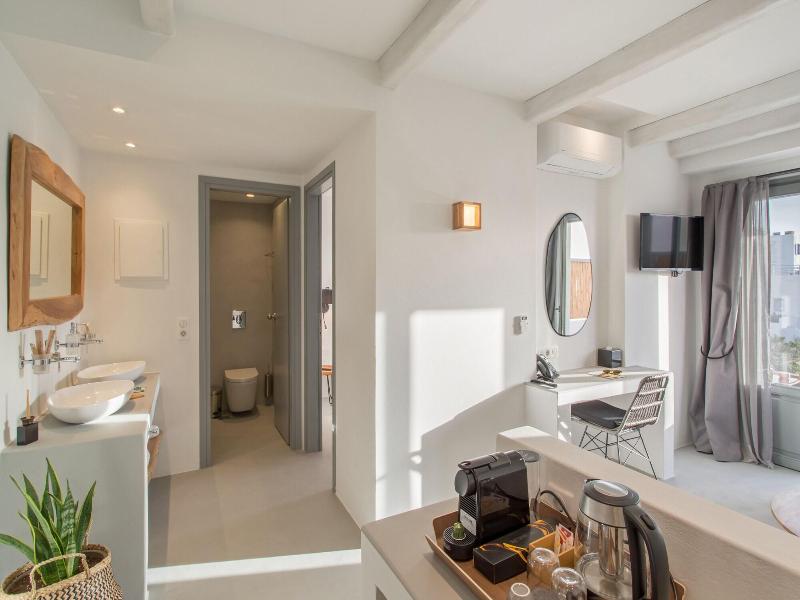 Paros Cape Suites image
