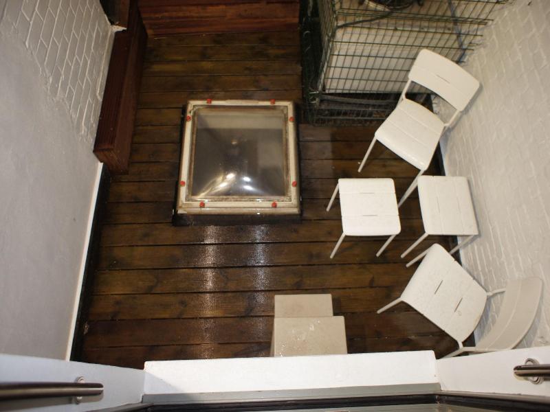 J And R Brussels City Apartment image