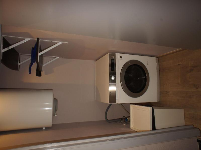 J And R Brussels City Apartment image