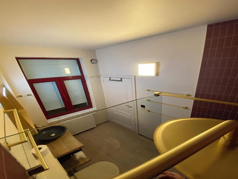 J And R Brussels City Apartment image