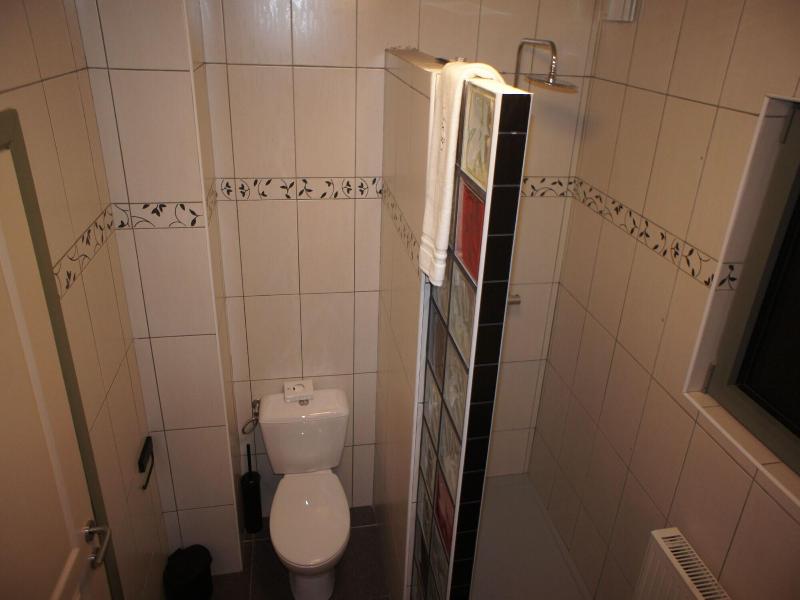 J And R Brussels City Apartment image
