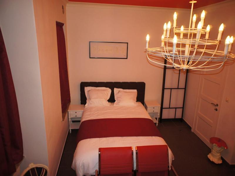 J And R Brussels City Apartment image