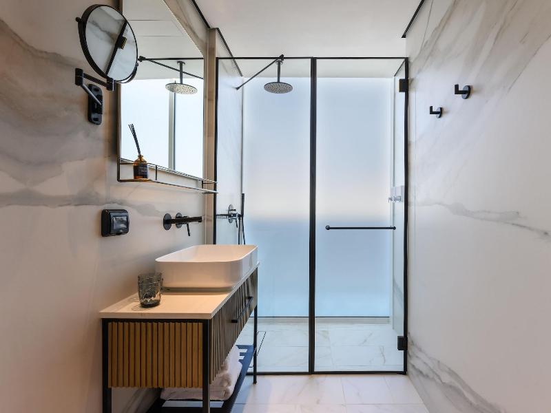 Alberto By Isrotel Design image