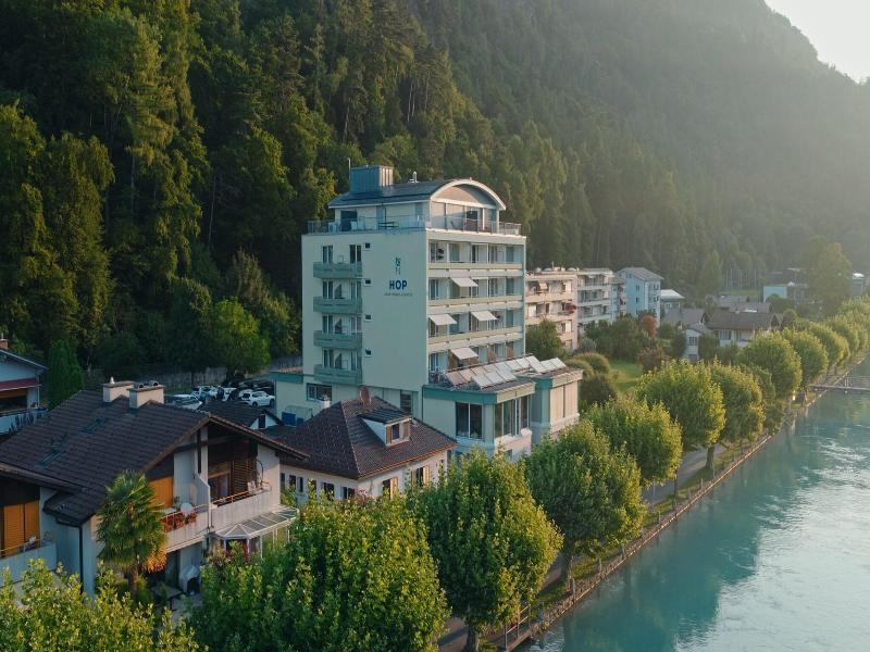 Hop Apartments & Suites image
