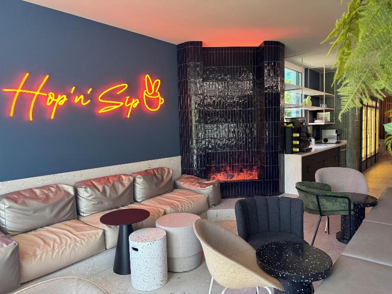 Hop Apartments & Suites image