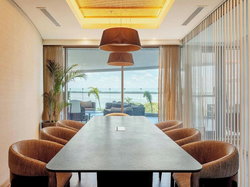 Marriott Corrientes Hotel