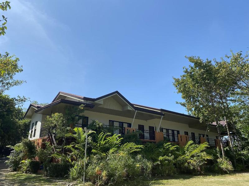 Hiraya Wellness Resort And Ecopark