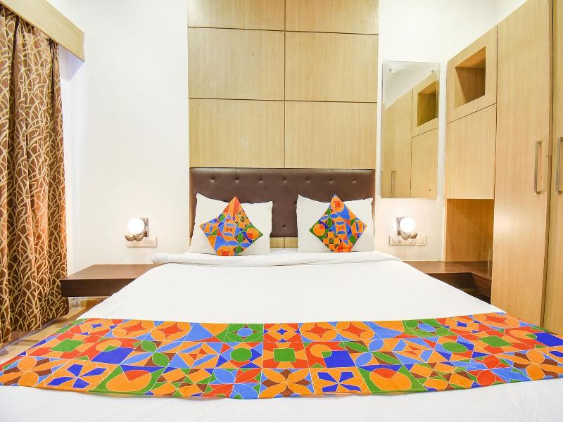 Fabhotel Shree Sai Residency image