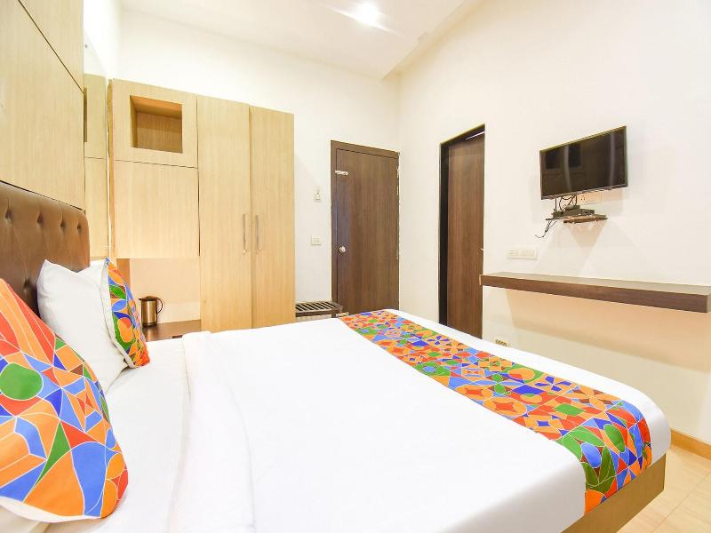 Fabhotel Shree Sai Residency image