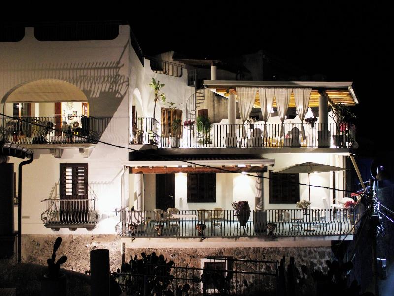 B&b Alta Marea Lipari image