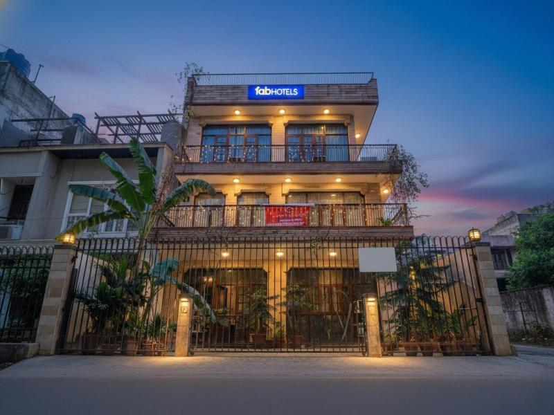 Fabhotel Goodwill Homes image