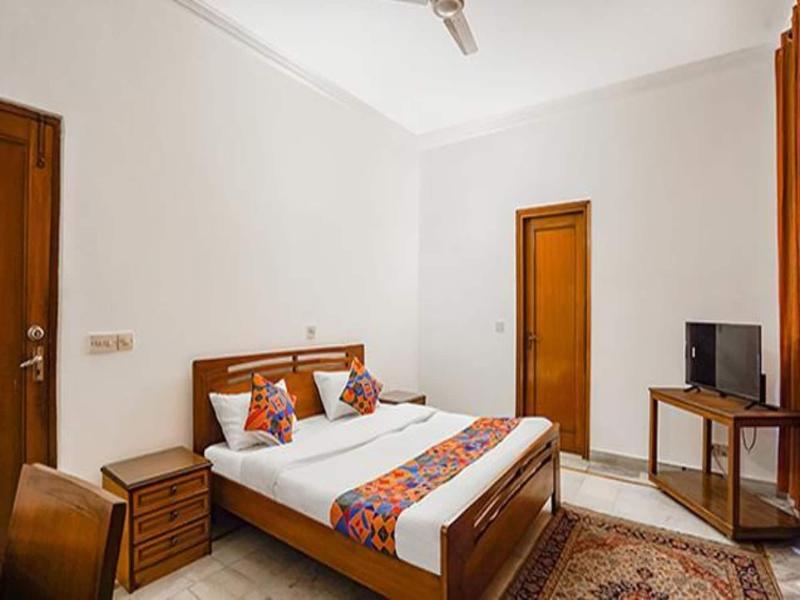 Fabhotel Goodwill Homes image
