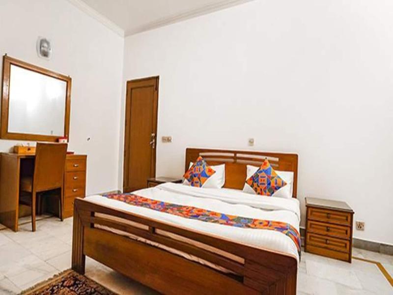 Fabhotel Goodwill Homes image