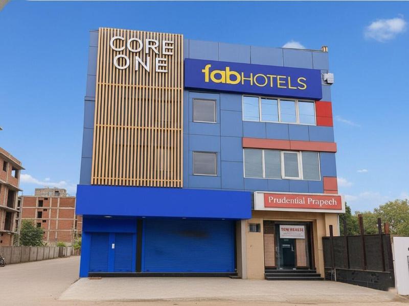 Fabhotel F9 Sector 58 image