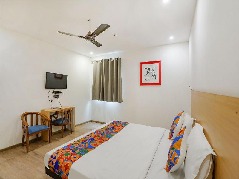Fabhotel F9 Sector 58 image