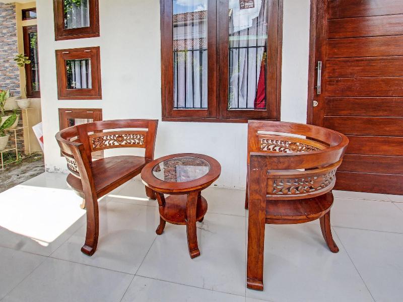 Oyo Life 92754 Kost Griya Perdana image