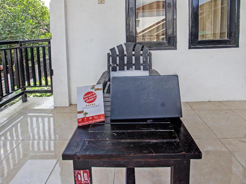 Oyo Life 92754 Kost Griya Perdana image