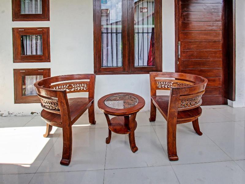 Oyo Life 92754 Kost Griya Perdana image