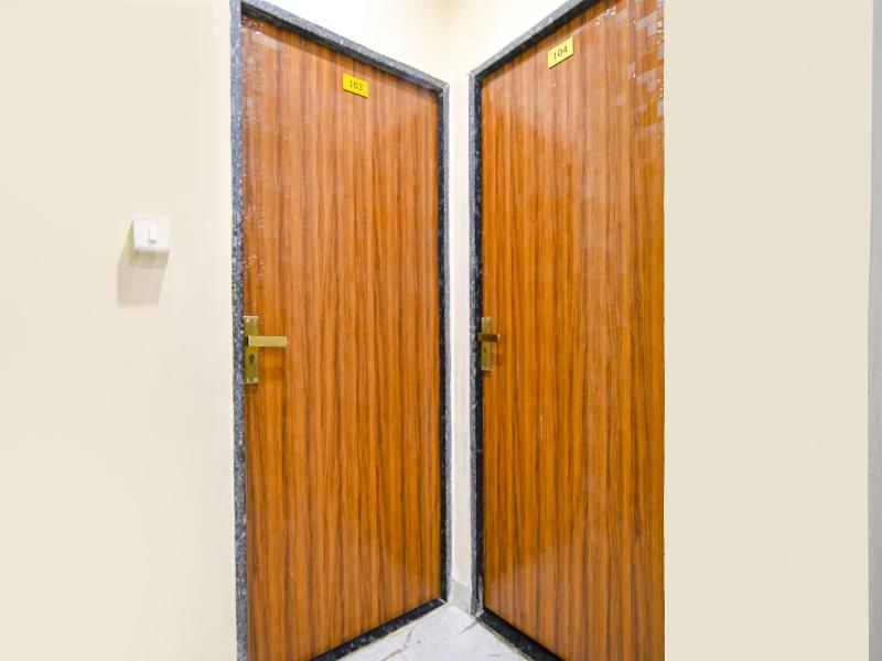 Fabhotel Atharv