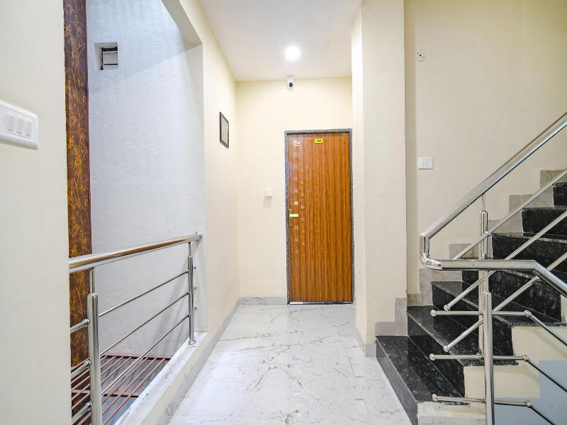 Fabhotel Atharv
