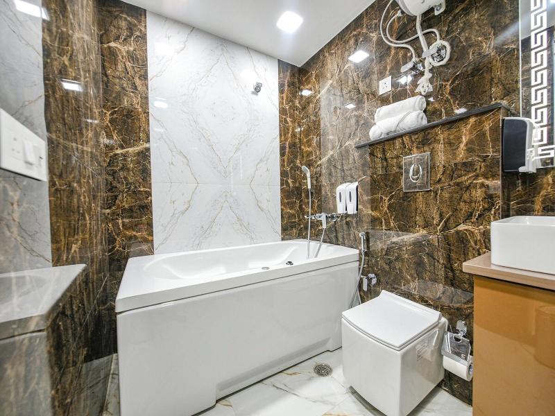 Fabhotel Grand Palazzo image