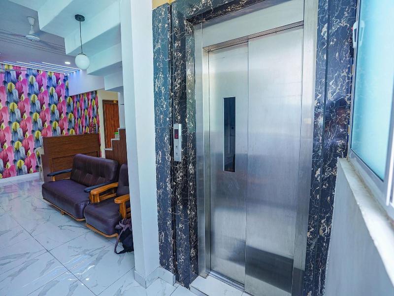 Fabhotel Aishwarya Inn image