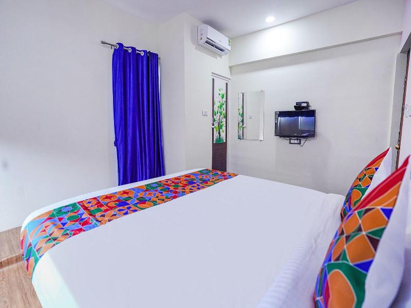 Fabhotel Aishwarya Inn image