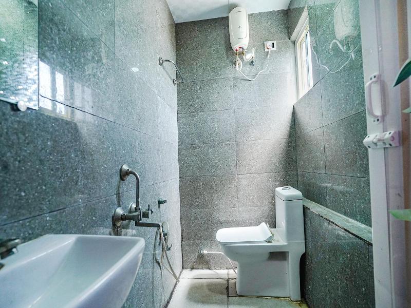 Fabhotel Aishwarya Inn image