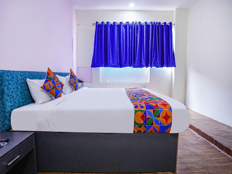 Fabhotel Aishwarya Inn image