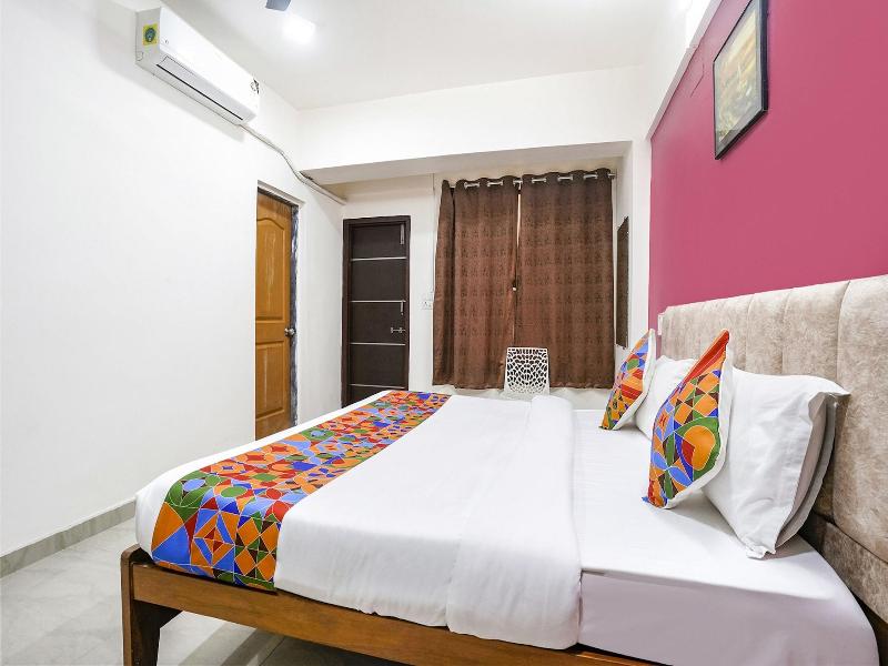 Via Sunset Residency image