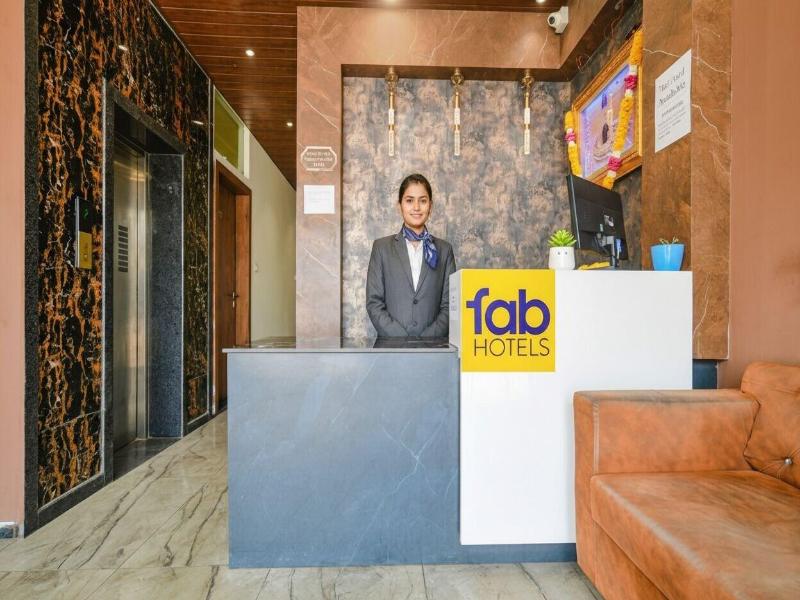 Fabhotel Ss Blue