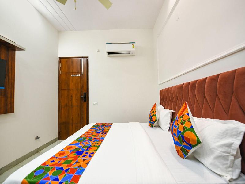 Fabhotel K9 Ovilas image