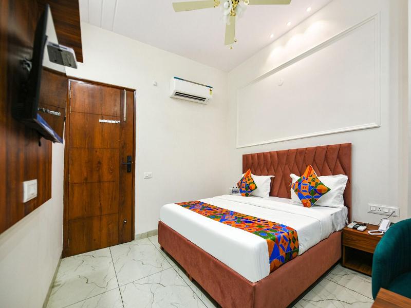 Fabhotel K9 Ovilas image