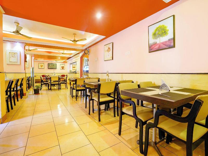 Fabhotel Manoshanti - Nr. Big Daddy Casino image