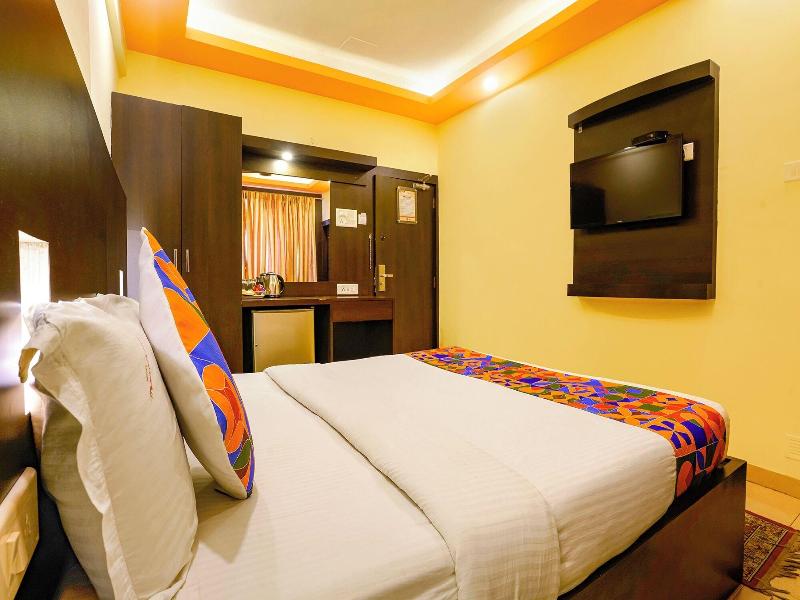 Fabhotel Manoshanti - Nr. Big Daddy Casino image