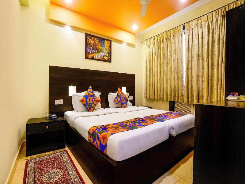 Fabhotel Manoshanti - Nr. Big Daddy Casino image